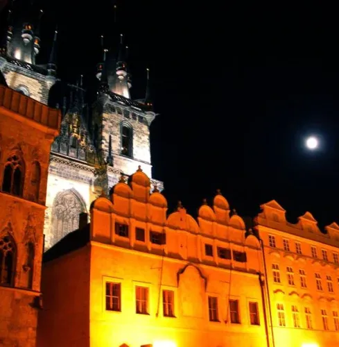 Praga ŚLADAMI CZAROWNIC Praga ŚLADAMI CZAROWNIC