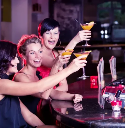 Warszawa KLUB - PANIEŃSKI PAKIET VIP Warszawa KLUB - PANIEŃSKI PAKIET VIP